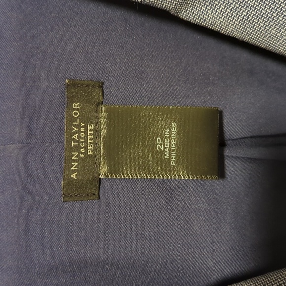 Ann Taylor Blazer - Picture 3 of 5